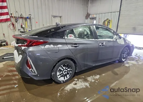 2021 Toyota Prius Prime Le z USA, uszkodzony, nr VIN JTDKAMFP5M3184843